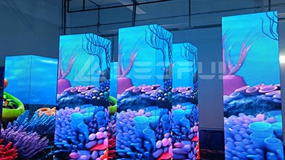 Projet LEDFUL Cube intérieur et projet mural avec GOB aux USA